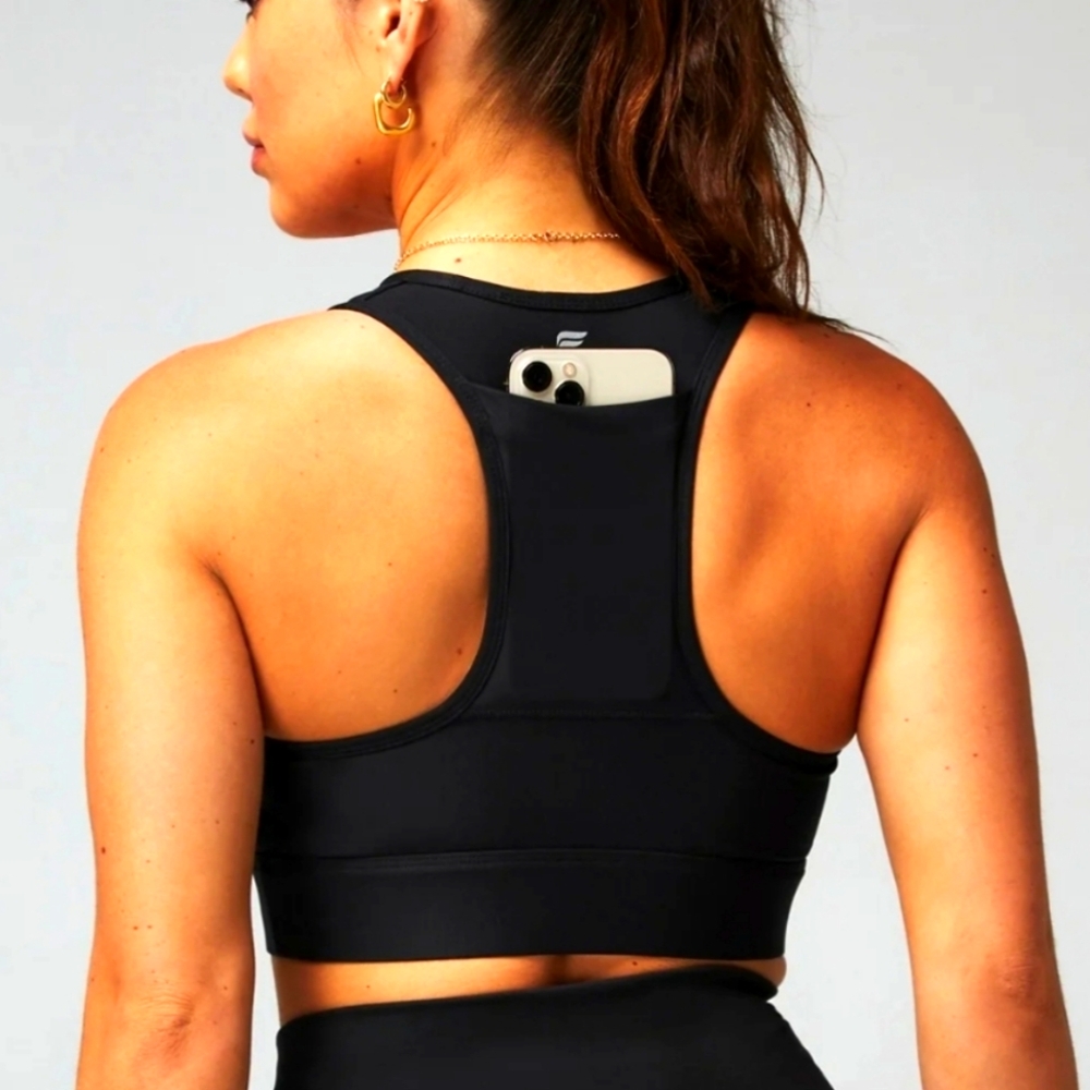 ✨️ FABLETICS ✨️ ON-THE-GO MEDIUM IMPACT SPORTS BRA BLACK| M  (NWT)